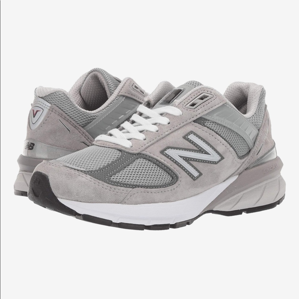 New Balance 990v5 Shoes